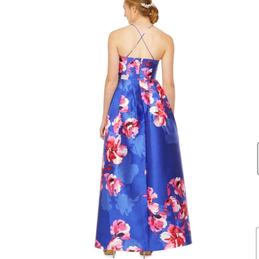 By&by sleeveless ball gown